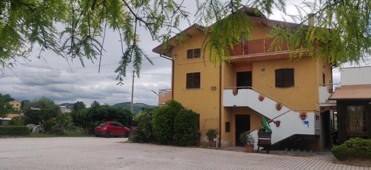 Azienda Agrituristica Piccolo Ranch San Pietro  Exterior foto
